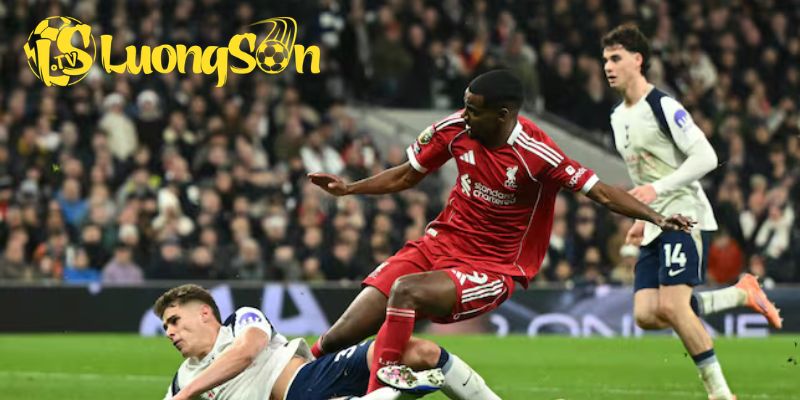 Soi Kèo Liverpool vs Tottenham Lúc 9h30 Ngày 15/3/26 3 Phân tích kèo chính phụ tỷ số trận đấu Liverpool vs Tottenham